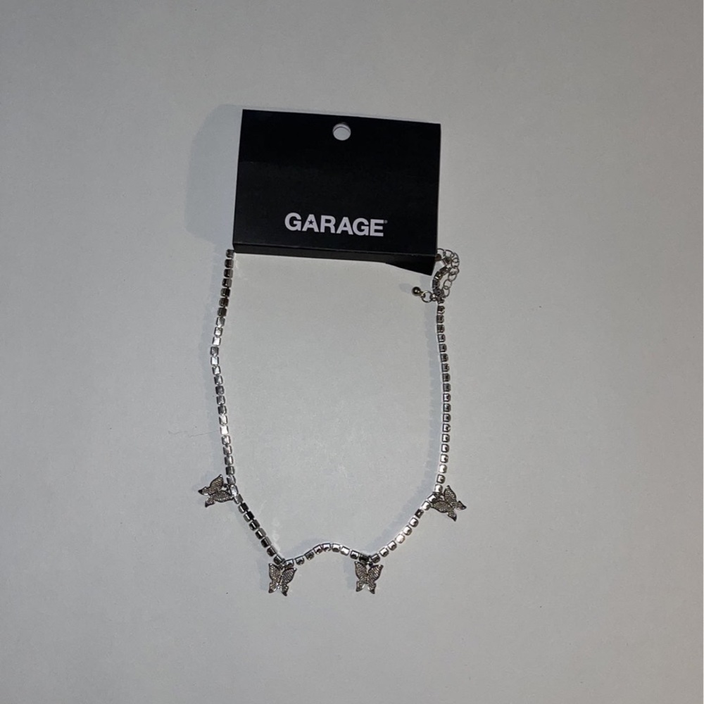 GARAGE BUTTERFLY NECKLACE
